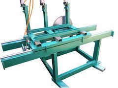 德州哪里有供應(yīng)高質(zhì)量的圓木鋸板機(jī)--圓木鋸板機(jī)廠家價(jià)位圖片|德州哪里有供應(yīng)高質(zhì)量的圓木鋸板機(jī)--圓木鋸板機(jī)廠家價(jià)位產(chǎn)品圖片由寧津縣萬邦木工機(jī)械廠公司生產(chǎn)提供-